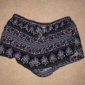 Patterned shorts